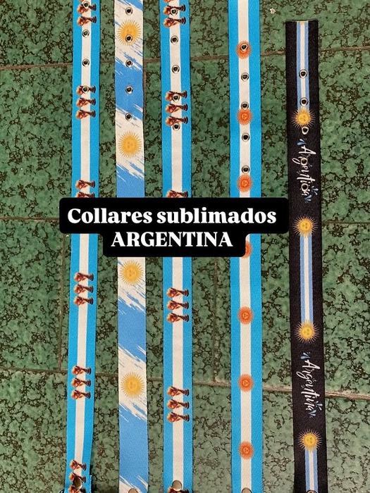 Collares sublimados con la bandera argentina, hechos por Lujaneritos